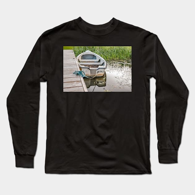 Boat tied to wooden staging on the Norfolk Broads Long Sleeve T-Shirt by yackers1